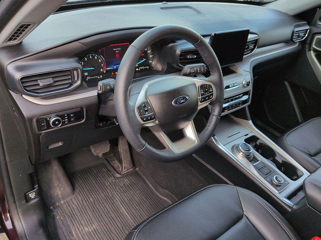 used 2023 Ford Explorer car, priced at $31,999