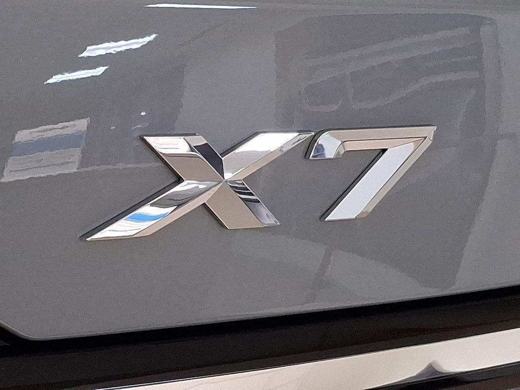 new 2026 BMW X7 car, priced at $93,755