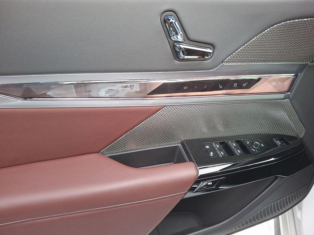 used 2023 BMW 760 car, priced at $76,999