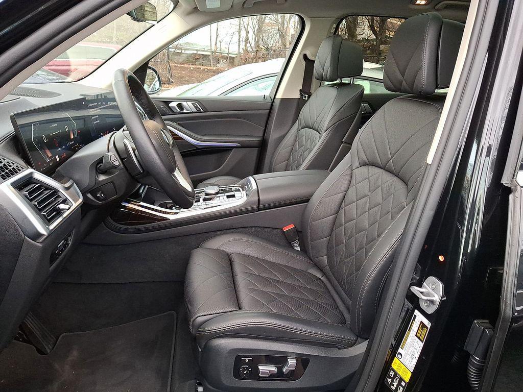 used 2023 BMW X7 car, priced at $58,700