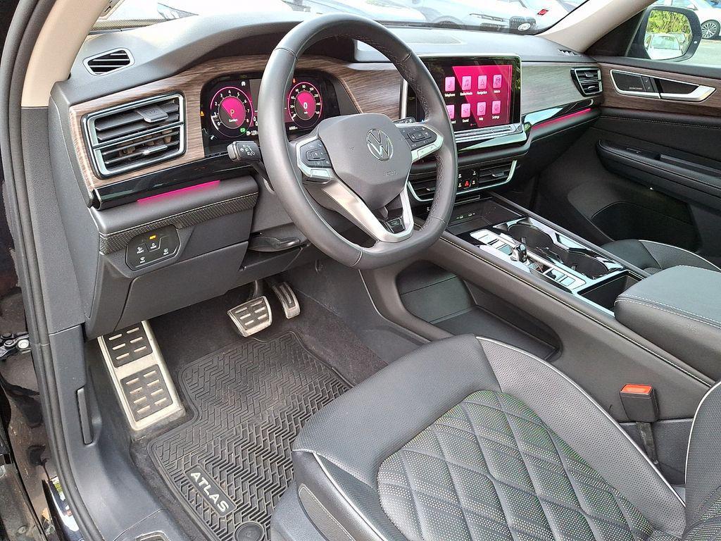 used 2025 Volkswagen Atlas car, priced at $45,659