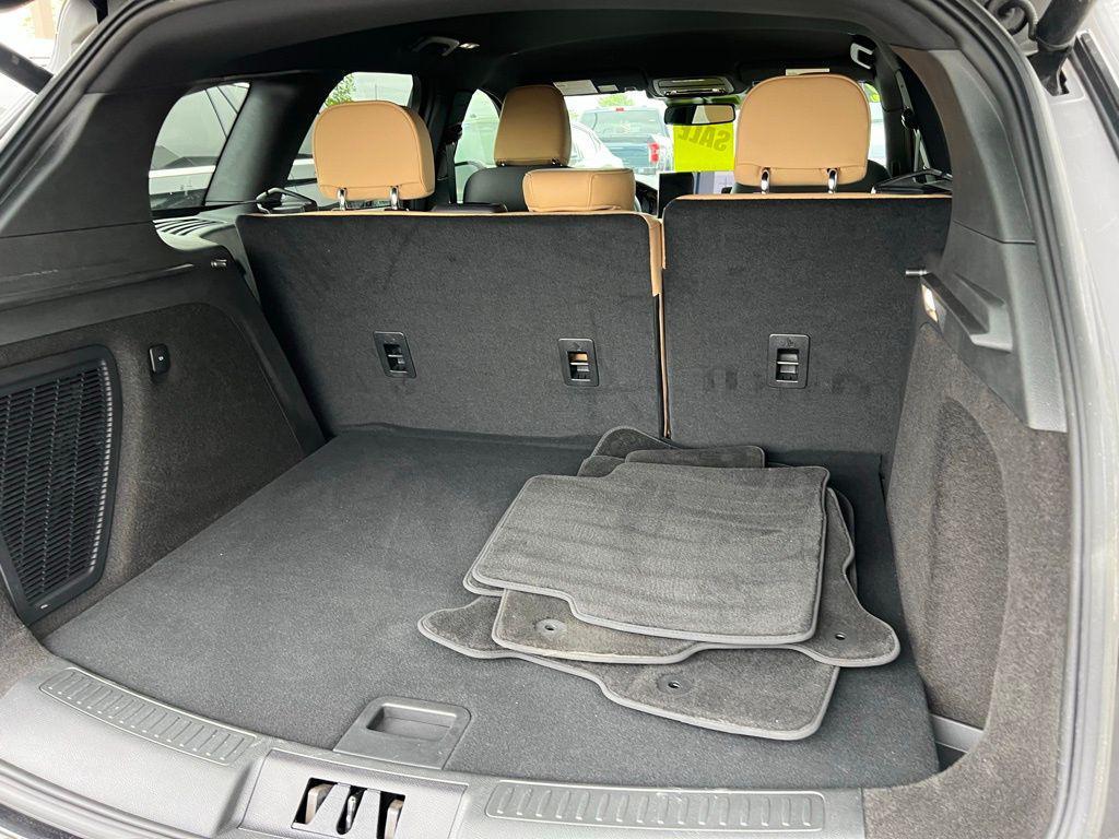 used 2023 Lincoln Corsair car, priced at $37,500