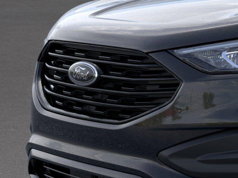 used 2024 Ford Edge car, priced at $27,000