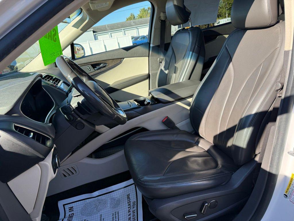 used 2019 Lincoln Nautilus car, priced at $22,500