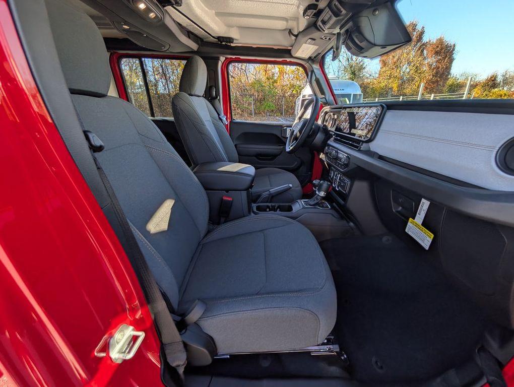 new 2026 Jeep Wrangler car, priced at $46,777