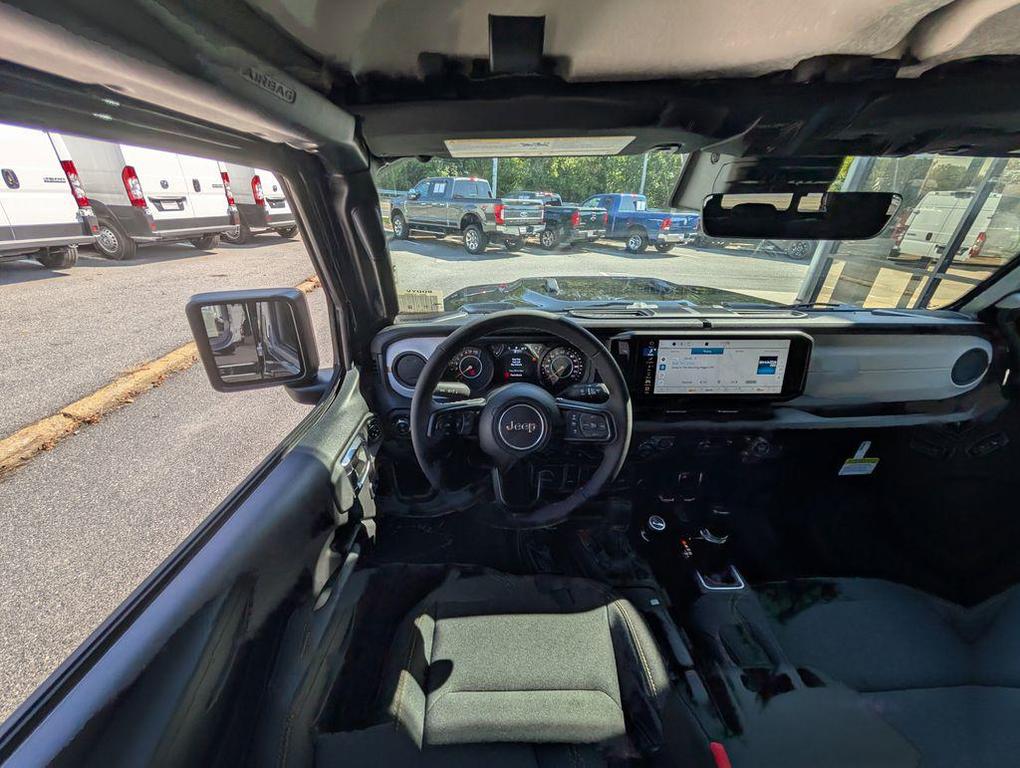 new 2025 Jeep Gladiator car, priced at $37,685