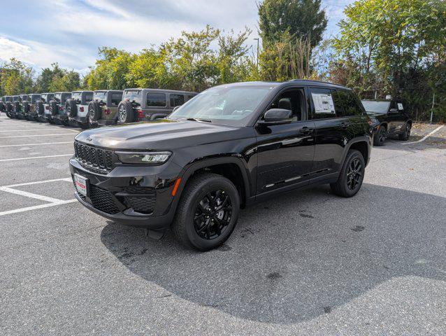 new 2025 Jeep Grand Cherokee car, priced at $40,333