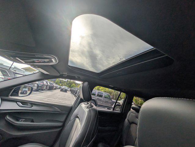 new 2025 Jeep Grand Cherokee car, priced at $40,333