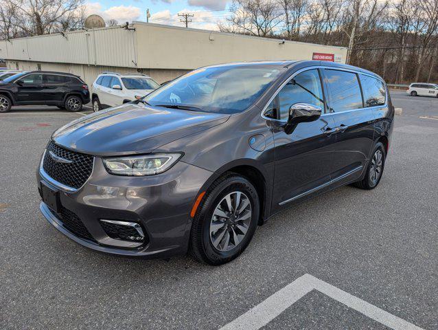 used 2023 Chrysler Pacifica Hybrid car, priced at $34,581