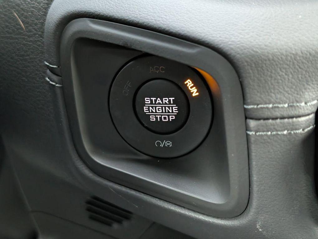 new 2026 Jeep Gladiator car, priced at $58,656