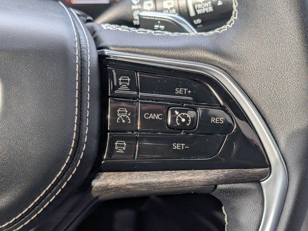 used 2025 Jeep Grand Cherokee car, priced at $47,108