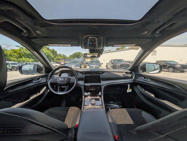 new 2025 Jeep Grand Cherokee L car, priced at $41,987