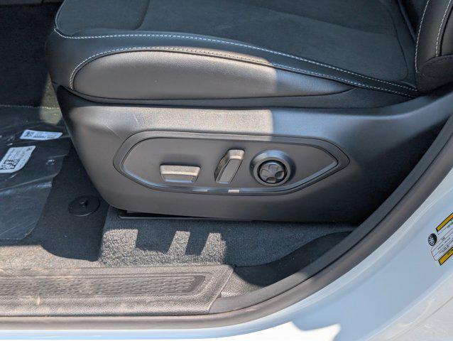 new 2025 Jeep Grand Cherokee L car, priced at $41,987