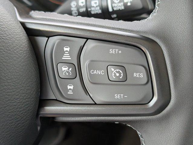 new 2025 Jeep Wrangler car, priced at $37,723