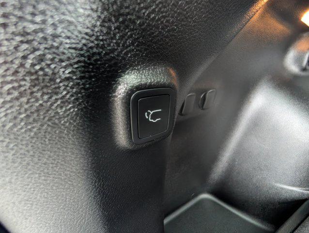 used 2022 Jeep Cherokee car, priced at $21,199