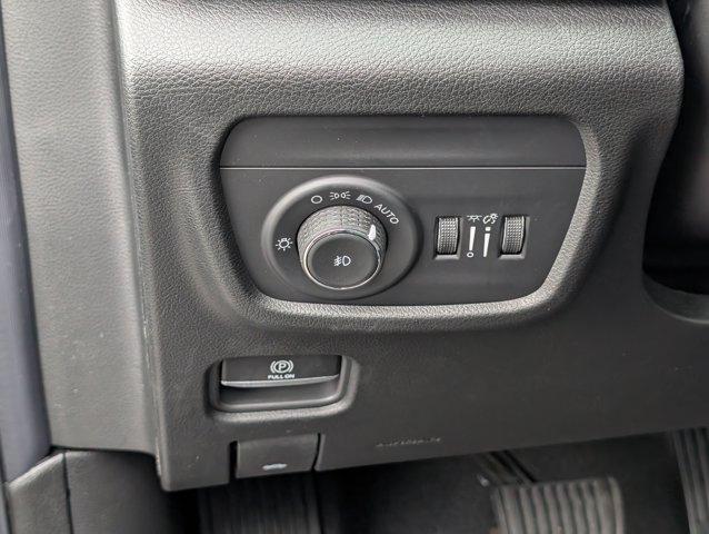 new 2026 Jeep Grand Cherokee car, priced at $52,384