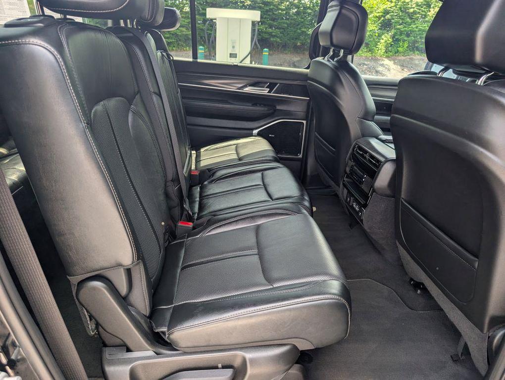 used 2023 Jeep Wagoneer car, priced at $50,894