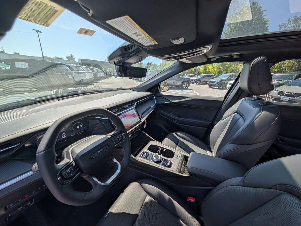 new 2026 Jeep Cherokee car, priced at $42,393
