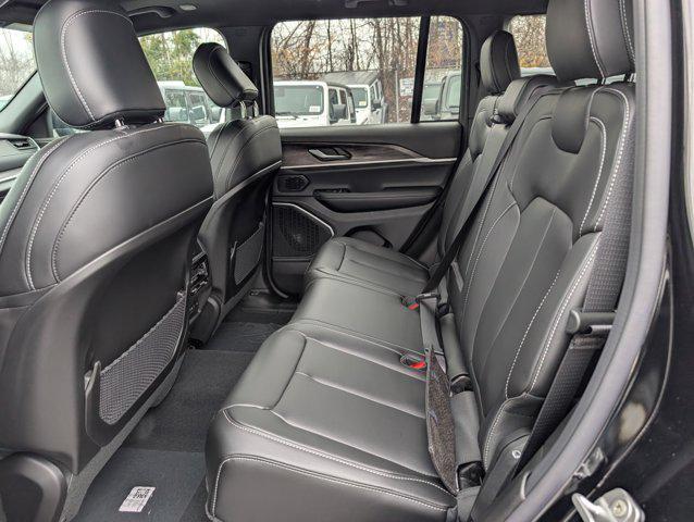 new 2026 Jeep Grand Cherokee car, priced at $48,784