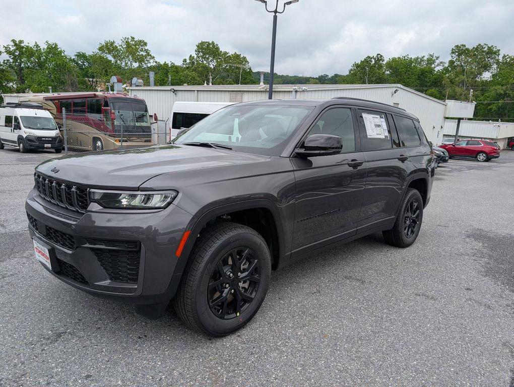 new 2026 Jeep Grand Cherokee L car, priced at $45,768