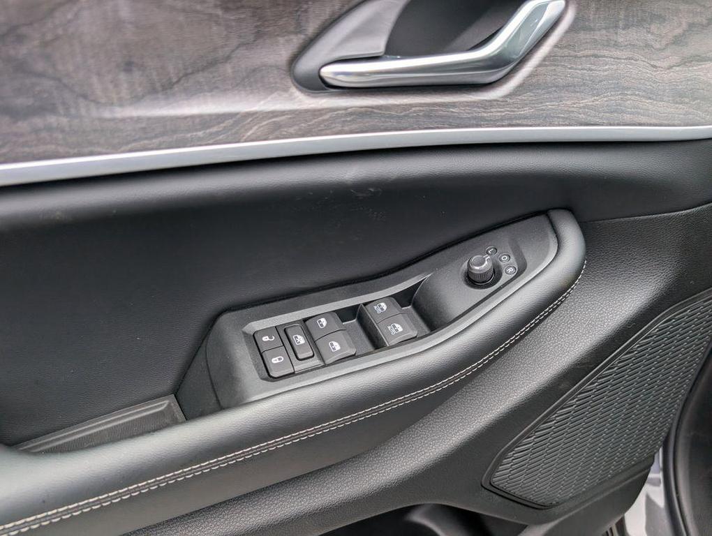 new 2026 Jeep Grand Cherokee L car, priced at $44,268