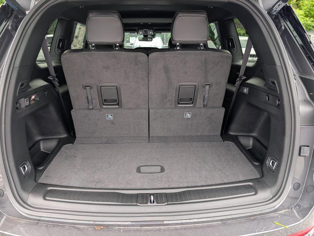 new 2026 Jeep Grand Cherokee L car, priced at $44,268