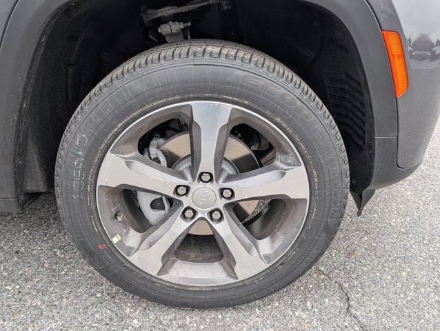 new 2026 Jeep Grand Cherokee car, priced at $48,784