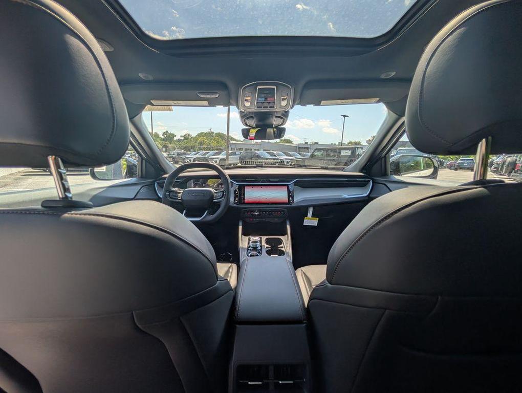 new 2026 Jeep Cherokee car, priced at $42,358