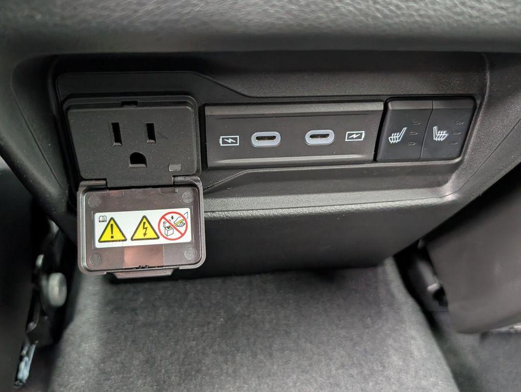 new 2026 Jeep Grand Cherokee car, priced at $47,148