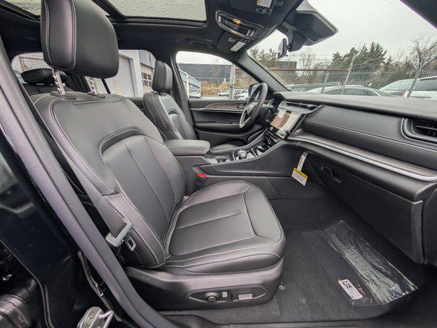 new 2026 Jeep Grand Cherokee car, priced at $48,784