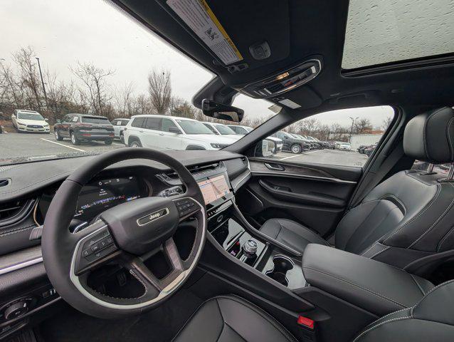 new 2026 Jeep Grand Cherokee car, priced at $48,784