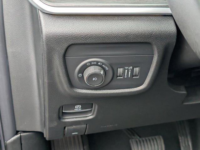 new 2026 Jeep Grand Cherokee car, priced at $48,784