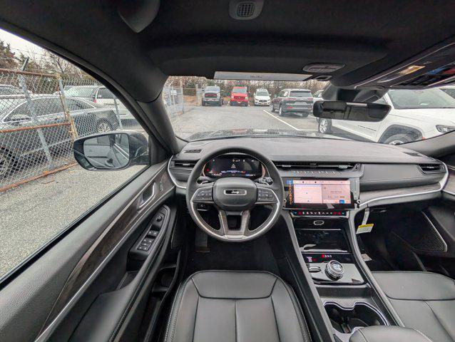 new 2026 Jeep Grand Cherokee car, priced at $48,784