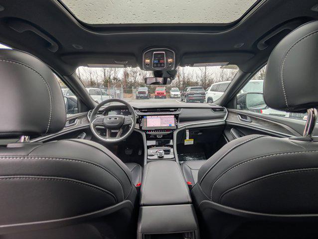 new 2026 Jeep Grand Cherokee car, priced at $48,784