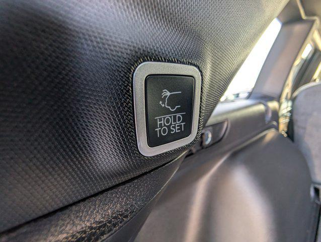 new 2025 Jeep Grand Cherokee car, priced at $40,921