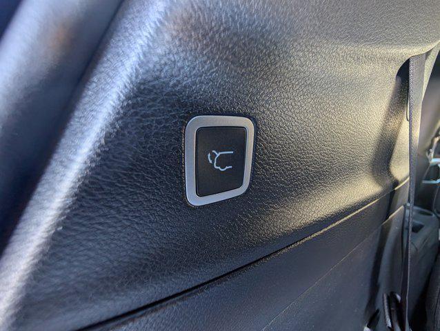 new 2026 Chrysler Pacifica car, priced at $43,117