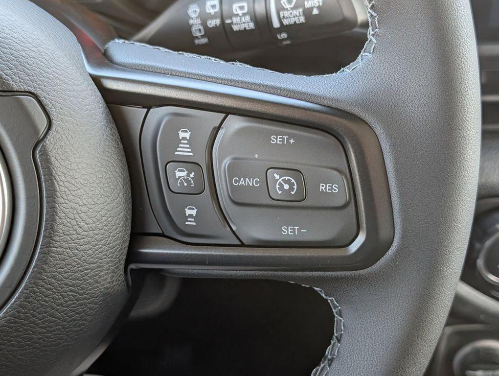 new 2026 Jeep Wrangler car, priced at $48,177