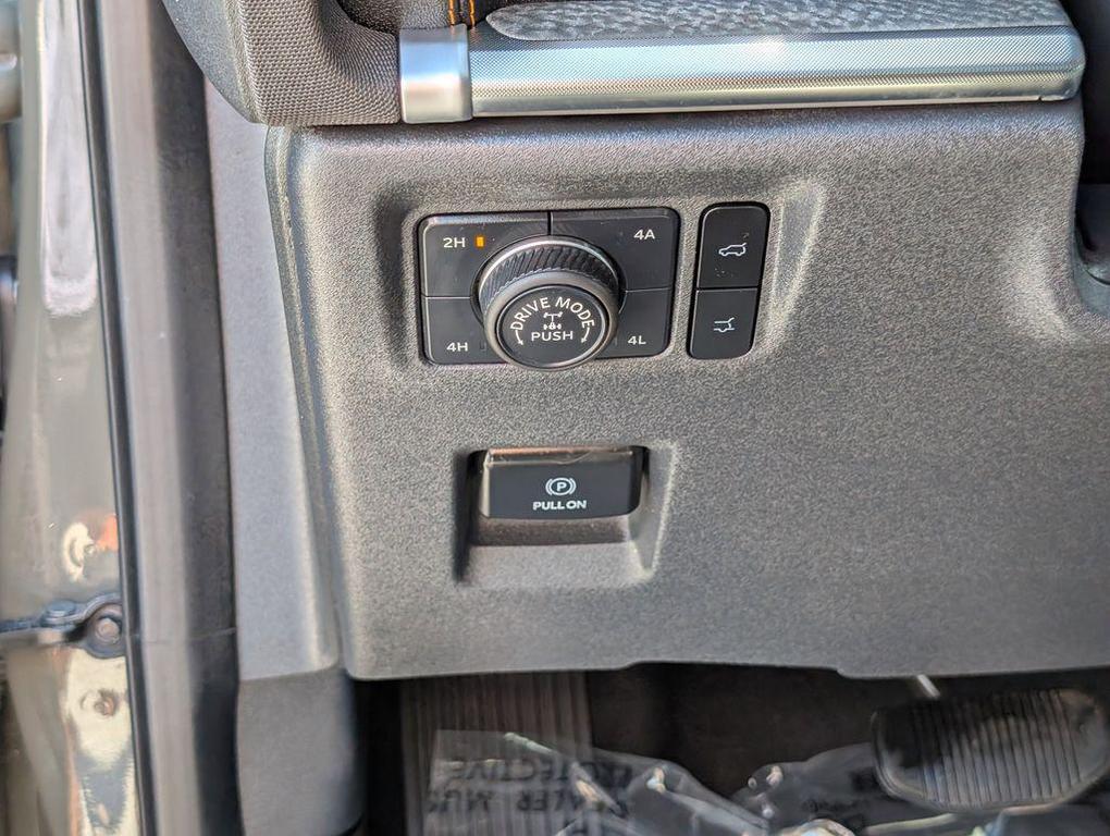 used 2025 Ford Expedition car, priced at $74,499