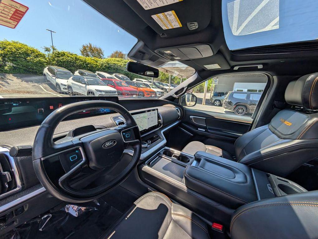 used 2025 Ford Expedition car, priced at $74,499