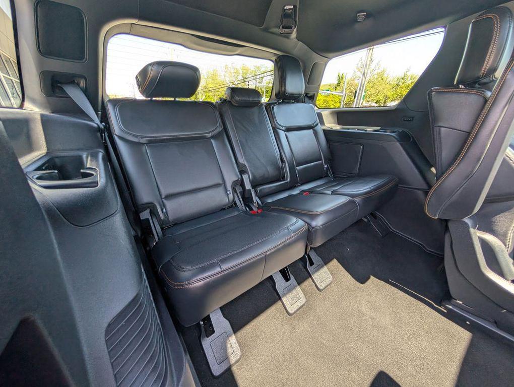 used 2025 Ford Expedition car, priced at $74,499