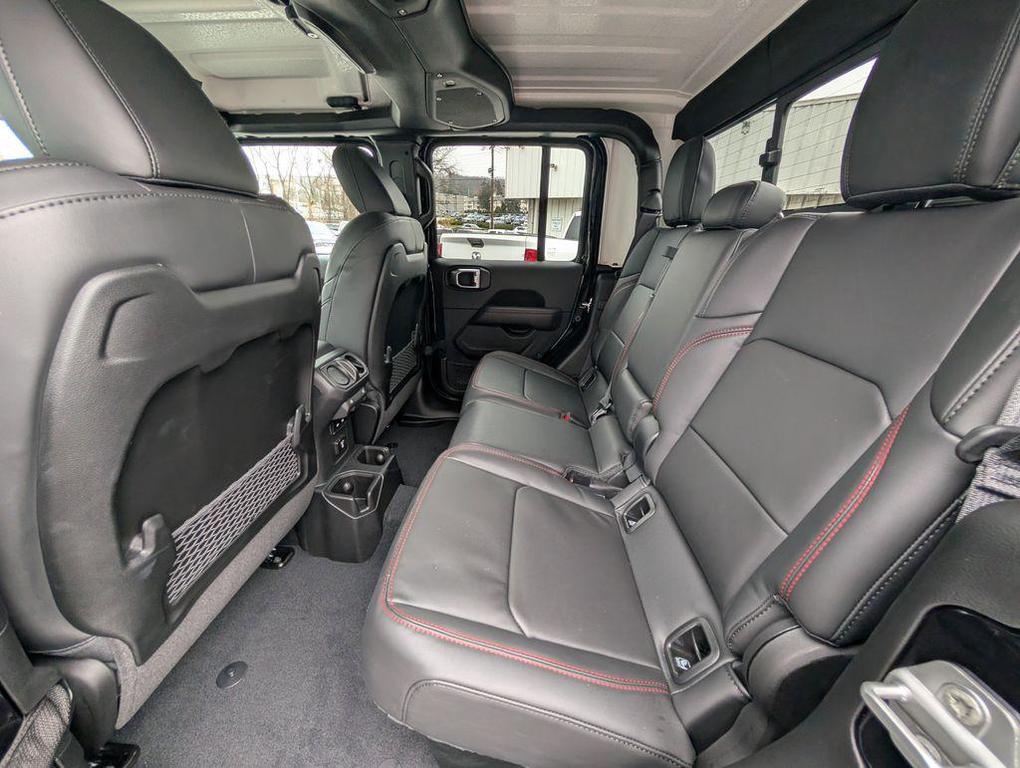 new 2026 Jeep Gladiator car, priced at $59,182