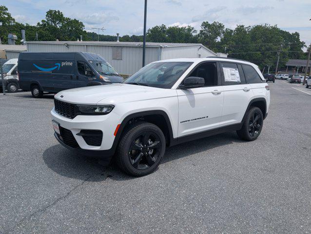 new 2025 Jeep Grand Cherokee car, priced at $41,277