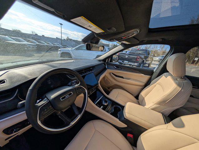 new 2025 Jeep Grand Cherokee L car, priced at $43,031