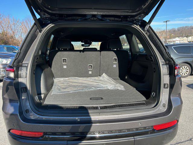 used 2023 Jeep Grand Cherokee car, priced at $30,549