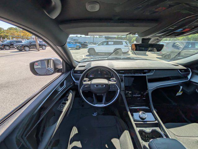 new 2025 Jeep Grand Cherokee L car, priced at $40,191