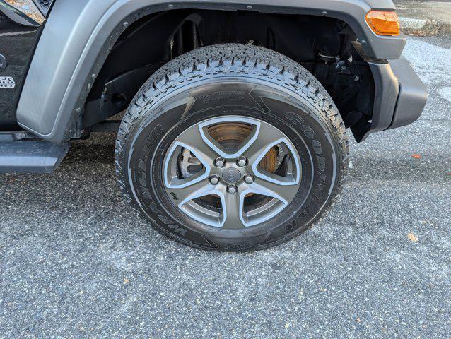 used 2021 Jeep Wrangler Unlimited car, priced at $26,993