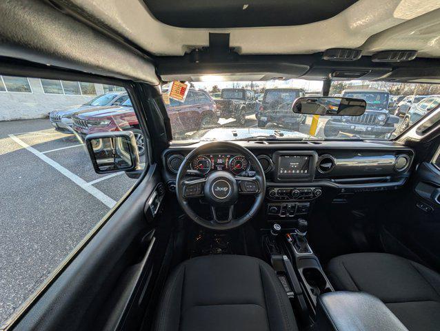 used 2021 Jeep Wrangler Unlimited car, priced at $27,171