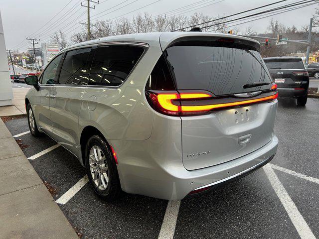 used 2024 Chrysler Pacifica car, priced at $30,176