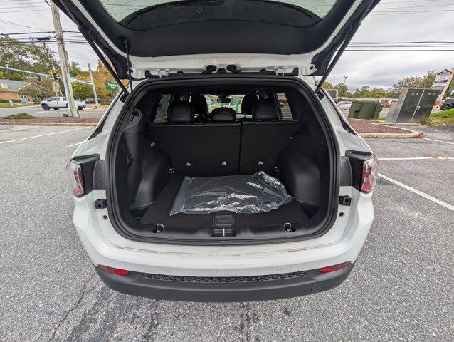 new 2026 Jeep Compass car, priced at $33,248