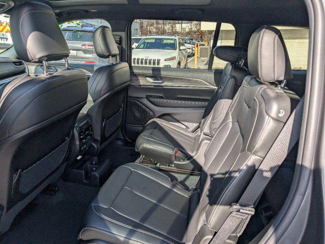 new 2025 Jeep Grand Cherokee L car, priced at $42,356